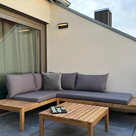 Apartment Truly - Direkt Am Rathausplatz, Dachterrasse Mit Blick Auf Perlachturm, Garage, Fahrstuhl *