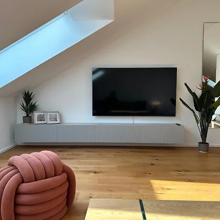 Truly - Direkt Am Rathausplatz, Dachterrasse Mit Blick Auf Perlachturm, Garage, Fahrstuhl *